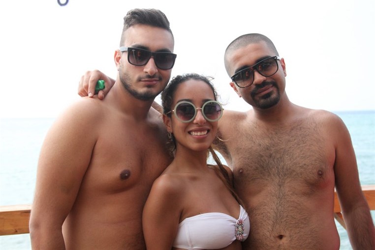 Cyan Beach Bar on Sunday